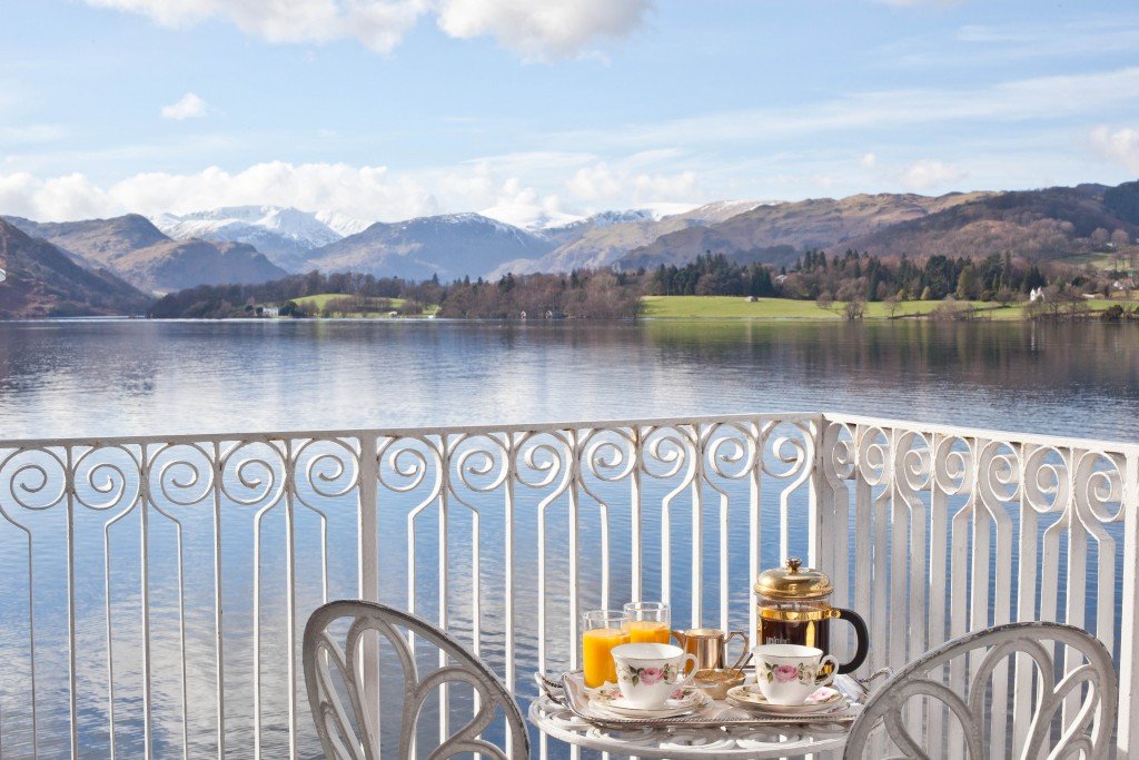 Lakelovers_blog_Top_5_places_to_visit_in_Ullswater__Afternoon_tea_copy